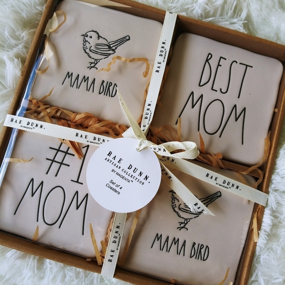 NWT Rae Dunn #1 MOM Coaster Set